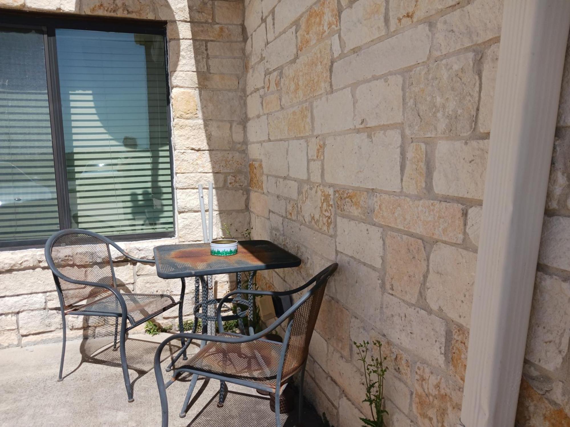 Yorktown Inn And Suites エクステリア 写真
